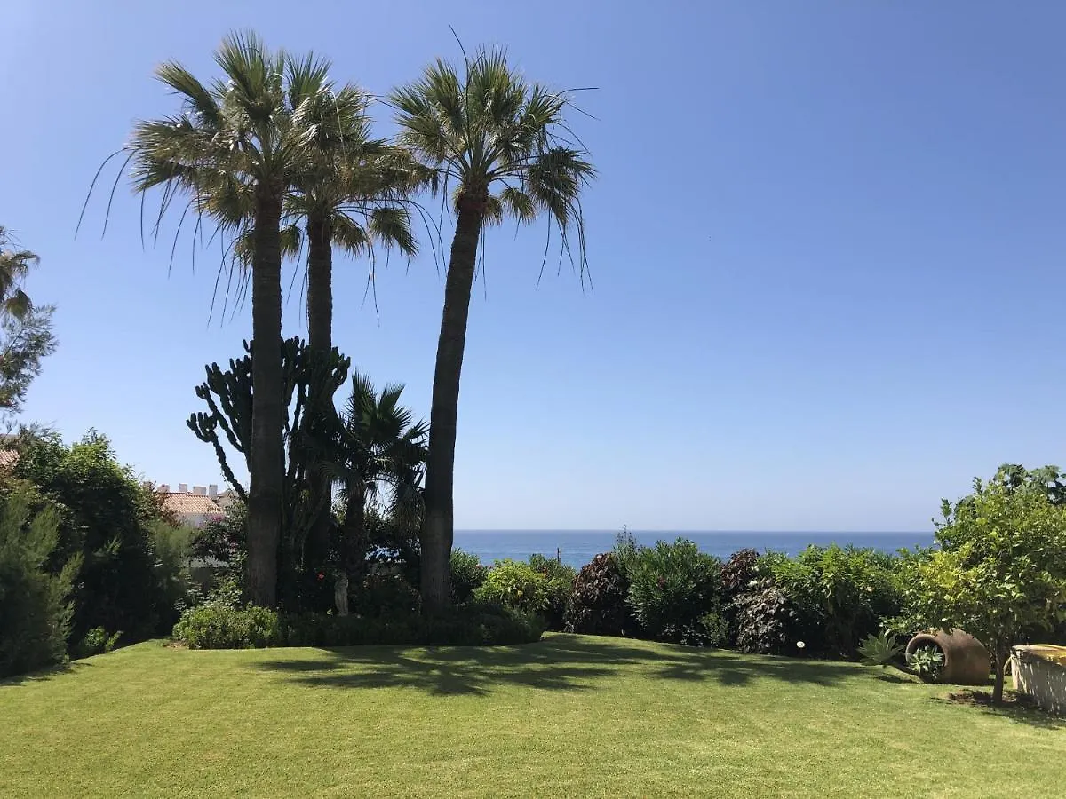 Villa Monterray, Royal Beach, Calahonda - Beach Front Villa Sitio de Calahonda 0*,  Spanyolország