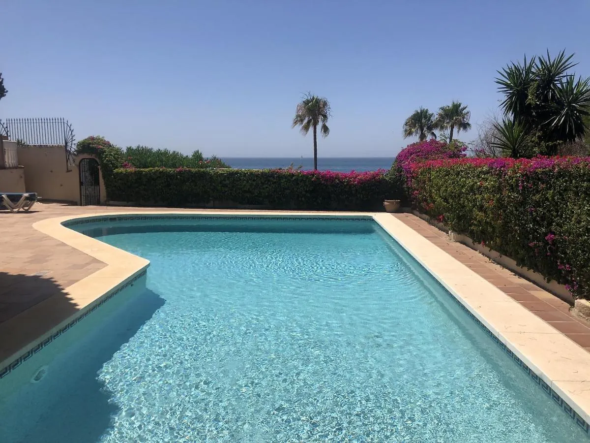 Villa Monterray, Royal Beach, Calahonda - Beach Front Villa Sitio de Calahonda Spain