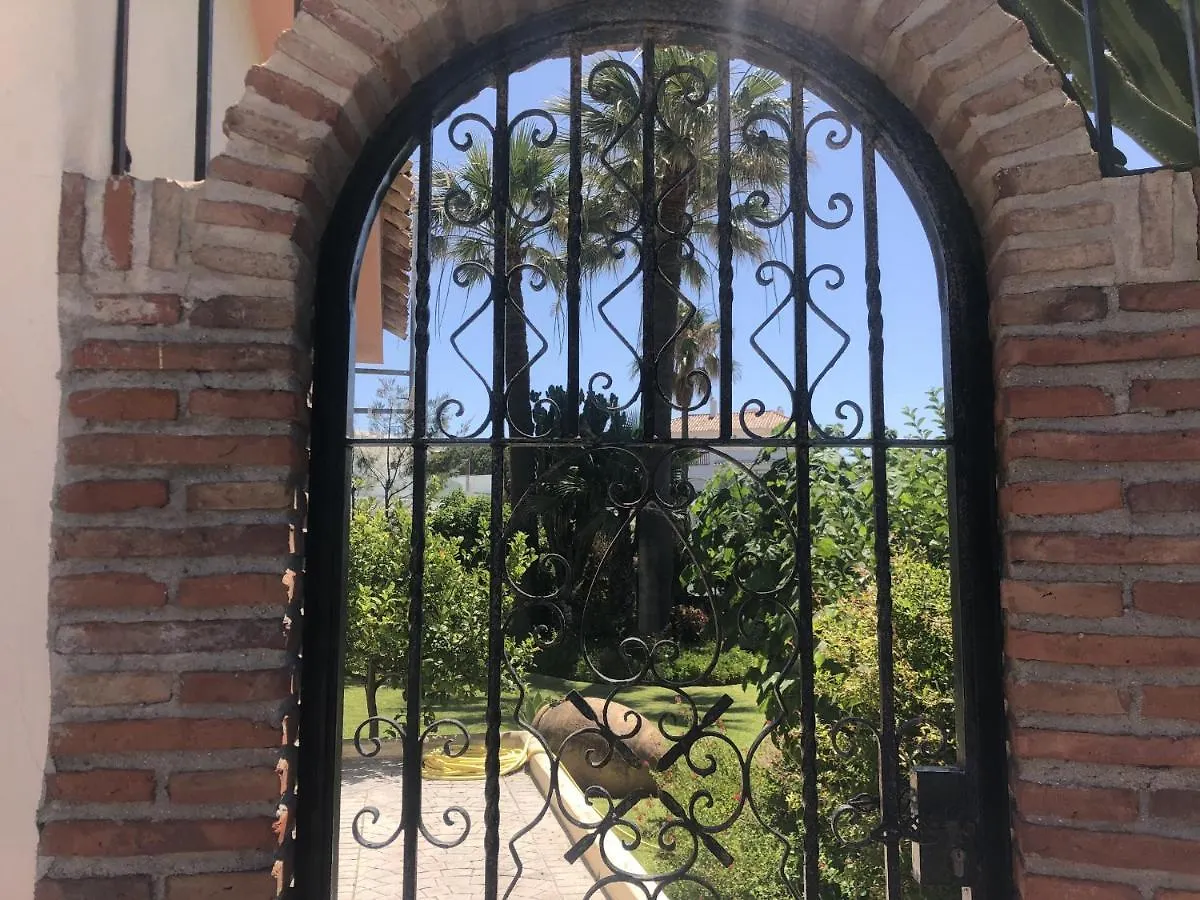 Villa Monterray, Royal Beach, Calahonda - Beach Front Villa Sitio de Calahonda 0*,  Spain