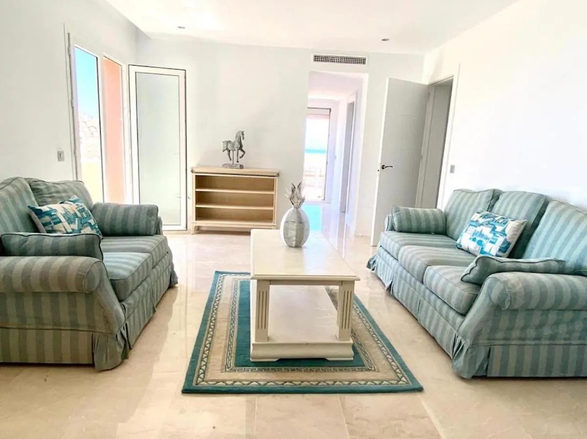 Villa Monterray, Royal Beach, Calahonda - Beach Front Villa Sitio de Calahonda Spain