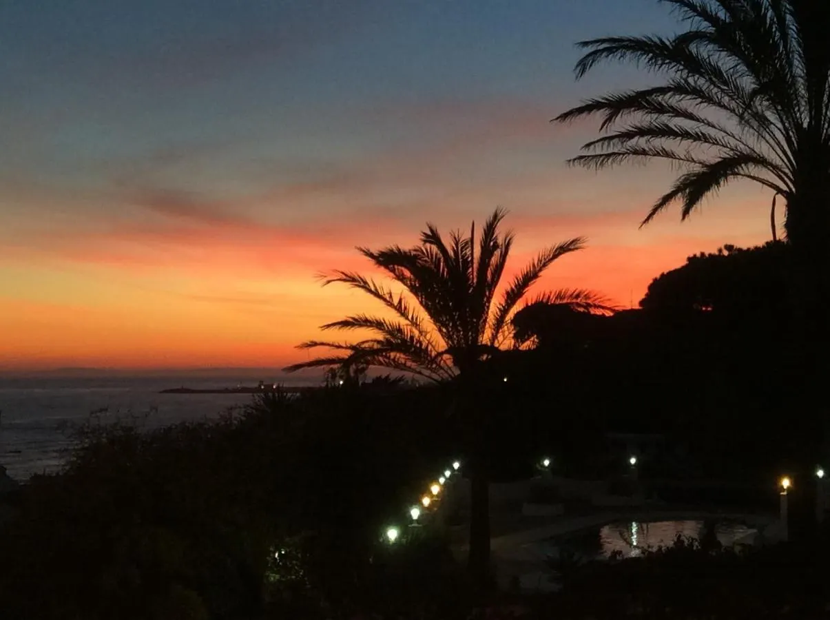 Villa Monterray, Royal Beach, Calahonda - Beach Front Villa Sitio de Calahonda 0*,